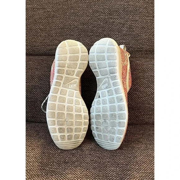 Nike Rosherun Print Cheetah Turf Orange size 8 - Picture 6 of 6